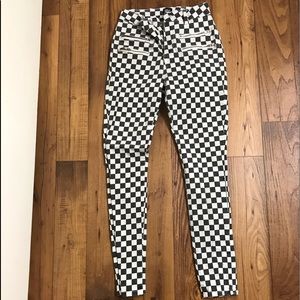 BDG Checkered skinny jeans, stretchy
